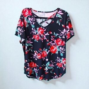 Women's Plus Size Floral Rose Detail Short Sleeve Pullover Top Plus Size 2X